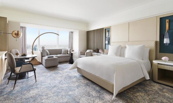 Four Seasons Hotel Riyadh at Kingdom Centre image 23